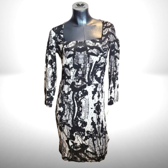 Just Cavalli Dresses & Skirts - Just Cavalli Dress NWT IT 46 US 12 Black White Abstract Print Bodycon